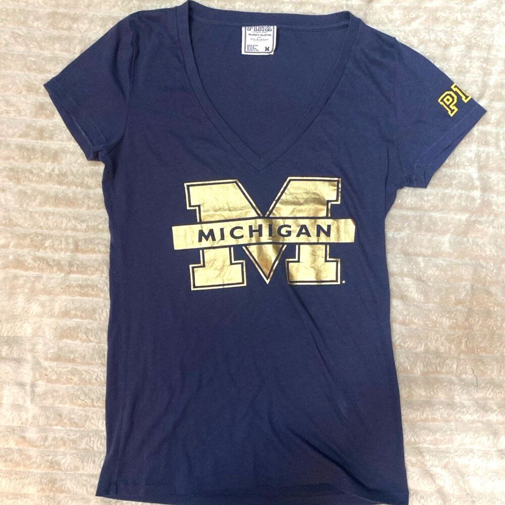 PINK Victoria’s Secret x 5th & Ocean University of Michigan Tee – Women’s M